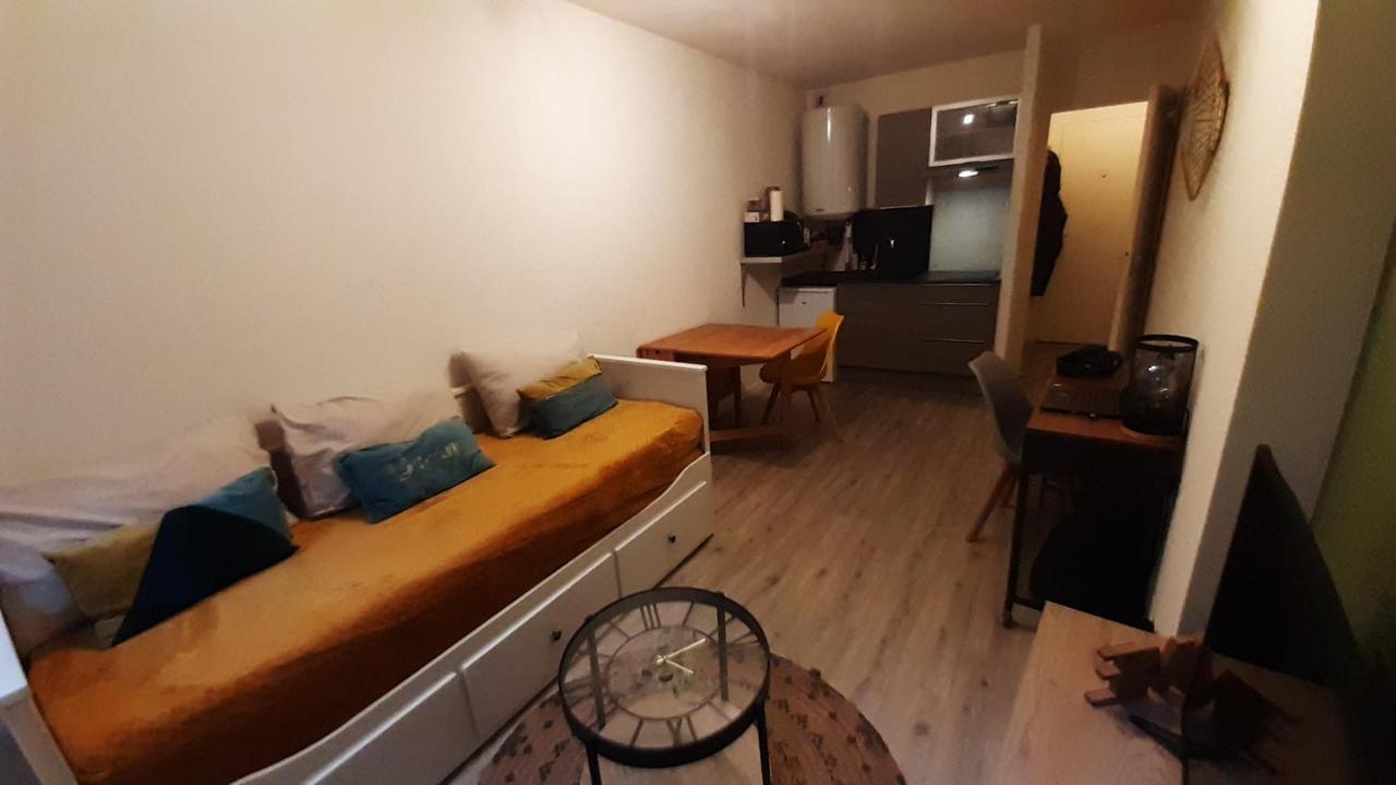 Studio 202 Au 15 Rue Battant A بُيزانكون المظهر الخارجي الصورة